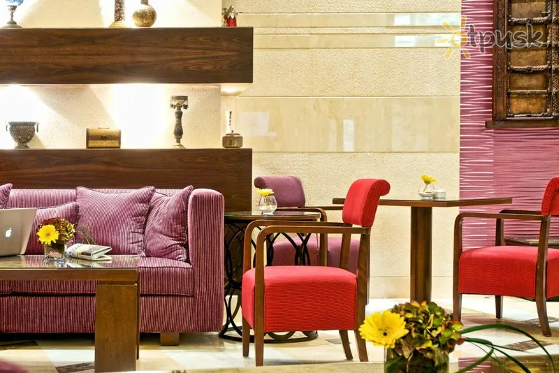 Фото отеля Grand Regal Hotel 4* Doha Katara vestibils un interjers