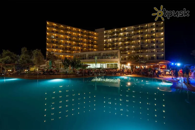 Фото отеля Amarynthos Resort 4* par. Euboea Grieķija ārpuse un baseini