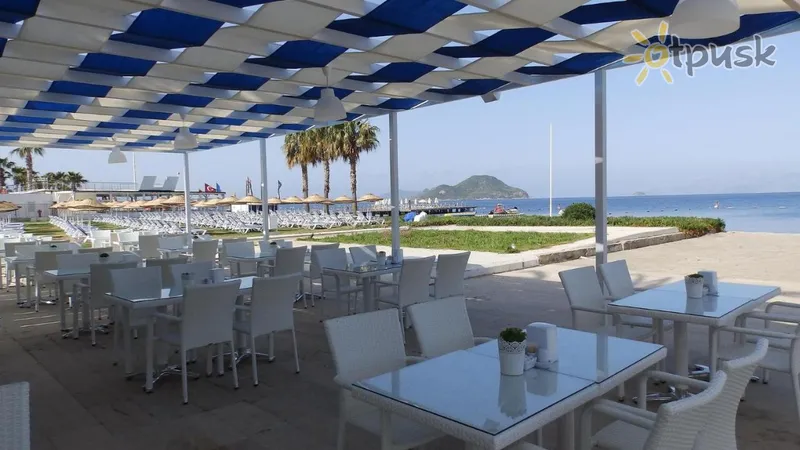Фото отеля Regulus Beach Resort Hotel 4* Бодрум Туреччина бари та ресторани