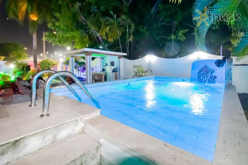 Фото отеля Villa Capri Hotel 3* Бока Чіка Домінікана екстер'єр та басейни