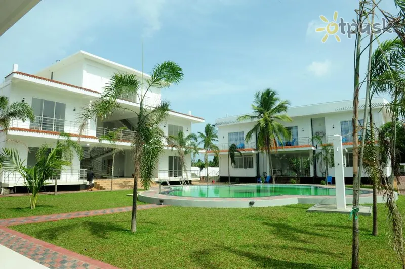 Фото отеля Sun Star Nilaveli 3* Трінкомалі Шрі Ланка екстер'єр та басейни