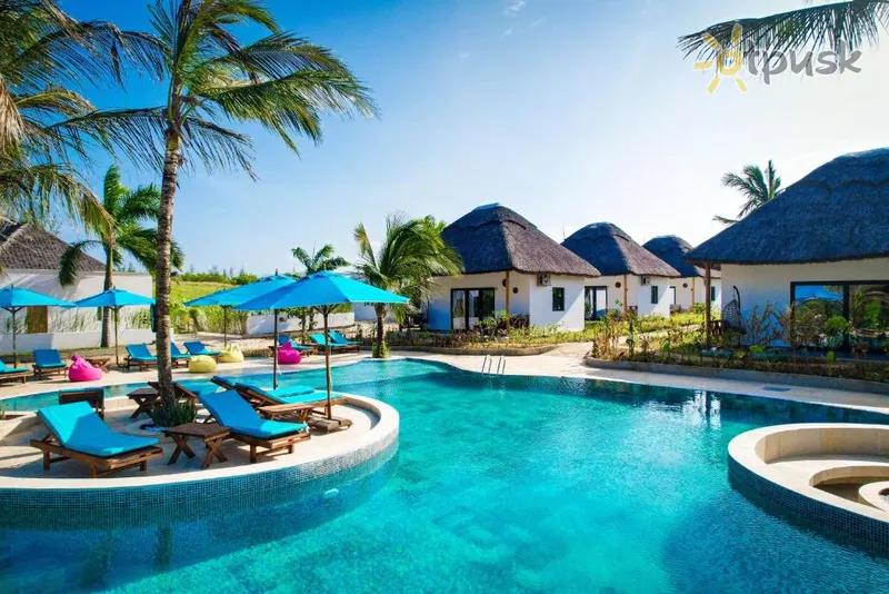 Фото отеля Turkuaz Beach Zanzibar 5* Ківенгва Танзанія екстер'єр та басейни