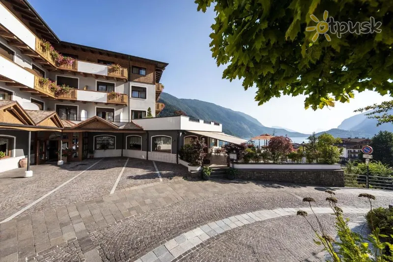 Фото отеля Ariston Lake View Hotel 4* Больцано Италия экстерьер и бассейны