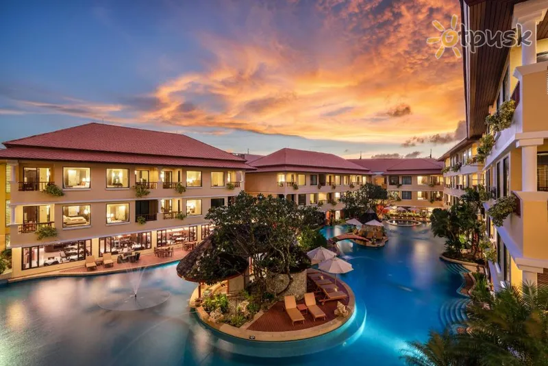 Фото отеля Patong Paragon Resort & Spa 5* о. Пхукет Таиланд экстерьер и бассейны