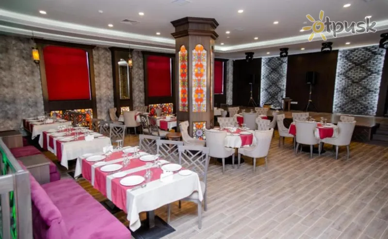 Фото отеля Macara Sheki City Hotel 4* Sheki Azerbaidžanas barai ir restoranai