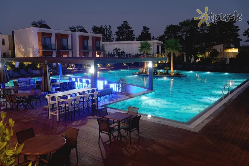 Фото отеля Celeste Bella Luxury Hotel & Spa 4* Бодрум Турция экстерьер и бассейны
