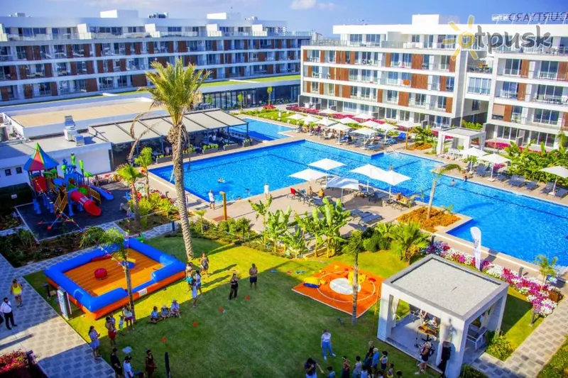 Фото отеля Courtyard Long Beach Holiday Resort 3* Aija Napa Kipra 