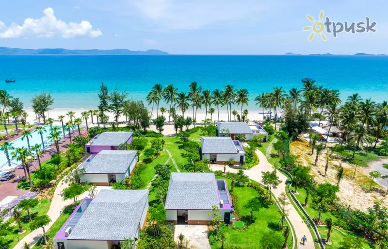 Фото отеля TTC Van Phong Bay Resort 5* Nha Trang Vietnamas išorė ir baseinai
