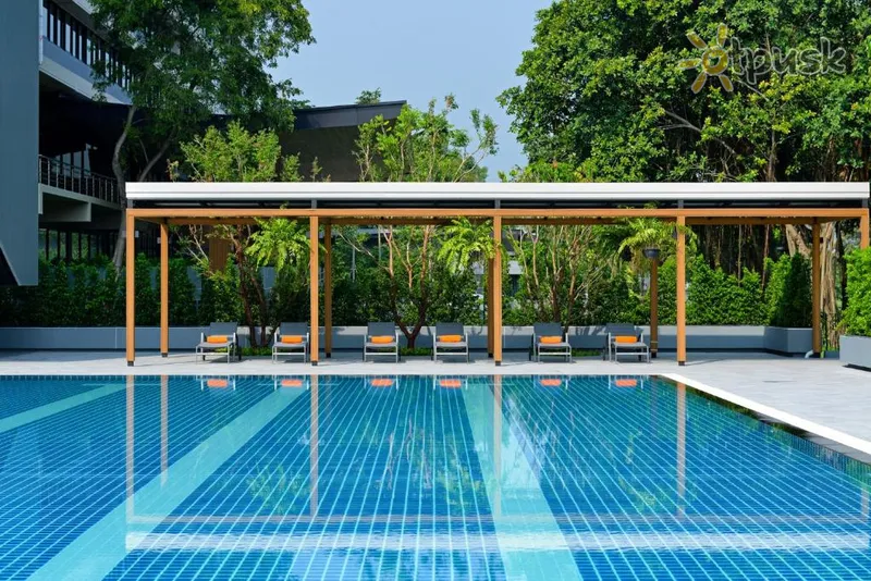 Фото отеля Tinidee Bangkok Golf Club Hotel 3* Bankokas Tailandas išorė ir baseinai