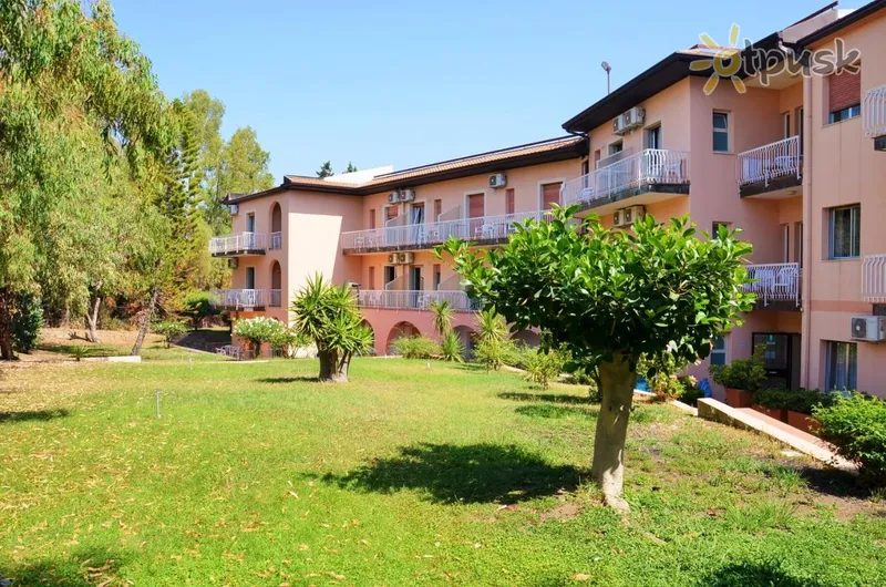 Фото отеля Residence Villa Giardini 3* о. Сицилія Італія екстер'єр та басейни