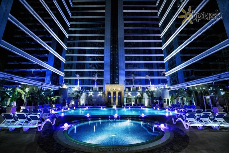 Фото отеля Vintage Grand Hotel 5* Dubaija AAE ārpuse un baseini