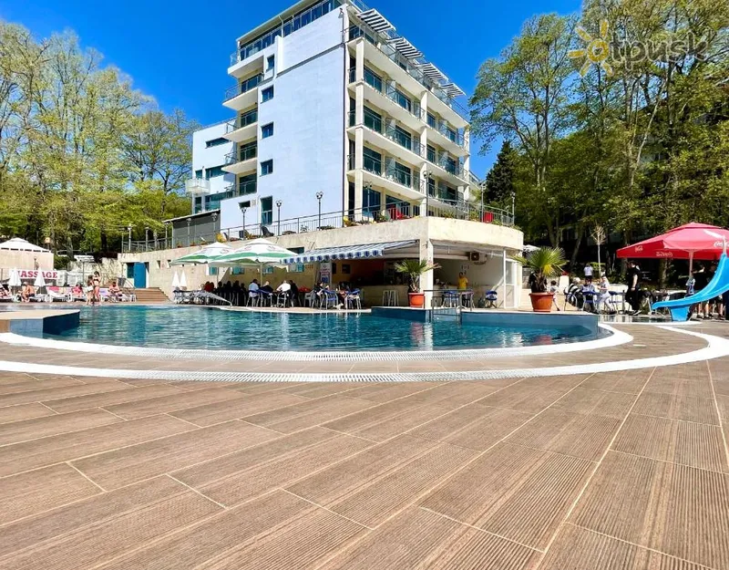 Фото отеля BSA Holiday Park Hotel 4* Auksinės smiltys Bulgarija išorė ir baseinai