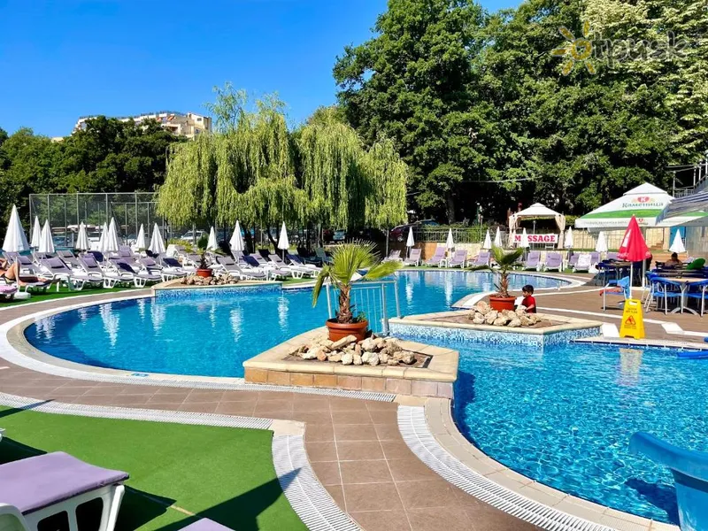 Фото отеля BSA Holiday Park Hotel 4* Золоті піски Болгарія екстер'єр та басейни