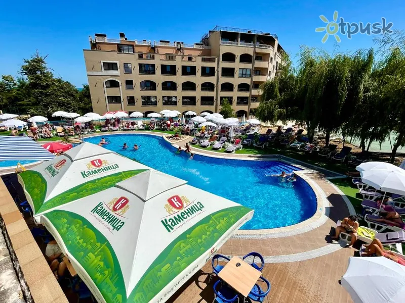Фото отеля BSA Holiday Park Hotel 4* Zelta smiltis Bulgārija ārpuse un baseini