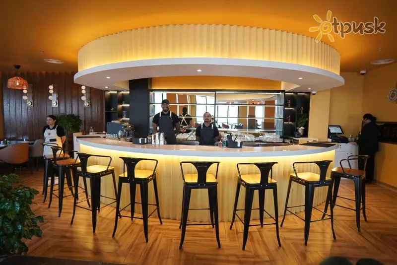 Фото отеля Concorde Creek View Hotel 4* Дубай ОАЭ бары и рестораны