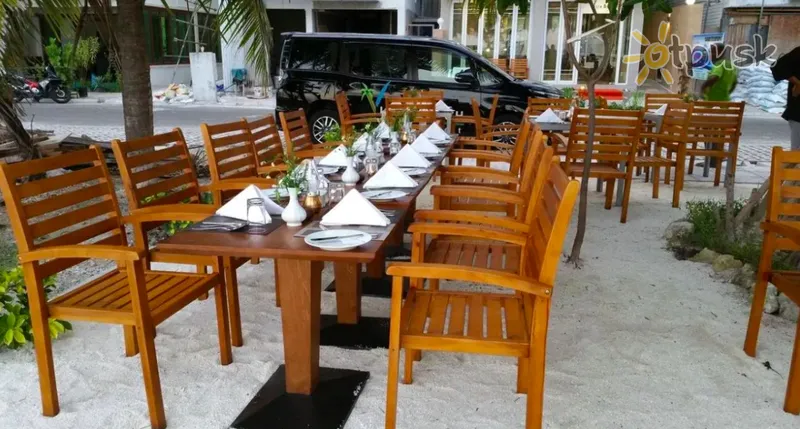 Фото отеля Vista Beach Retreat 3* Північний Мале Атол Мальдіви 