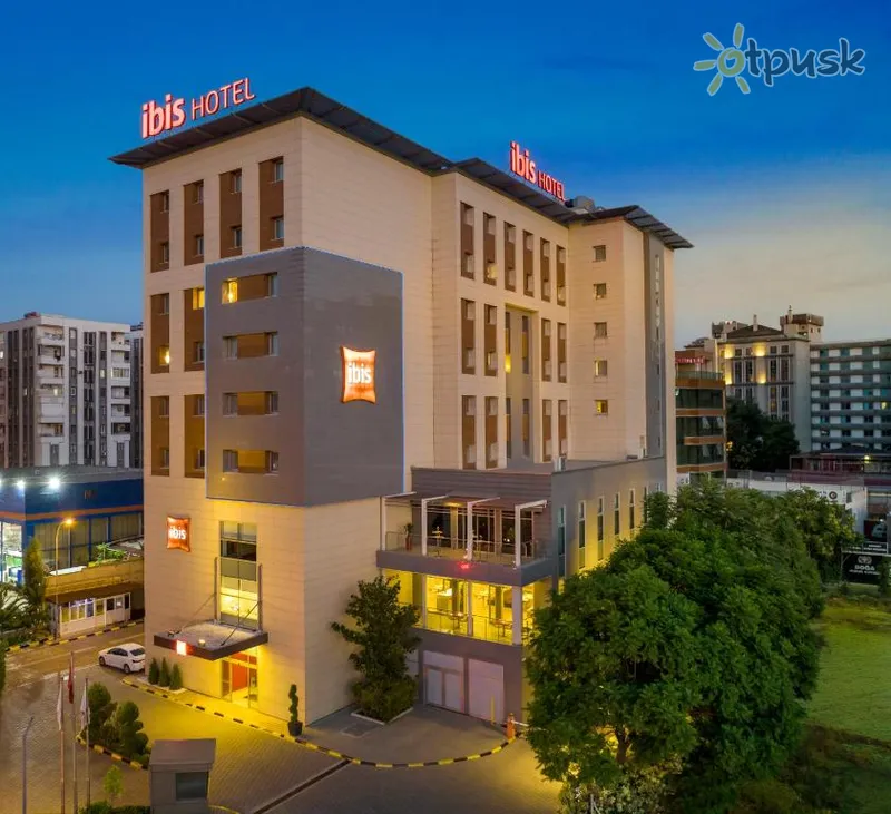 Фото отеля ibis Adana 3* Стамбул Турция экстерьер и бассейны