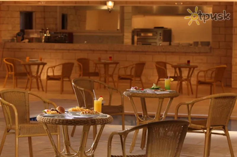 Фото отеля Jaz Sharks Bay 4* Šarm eš Šeiha Ēģipte bāri un restorāni