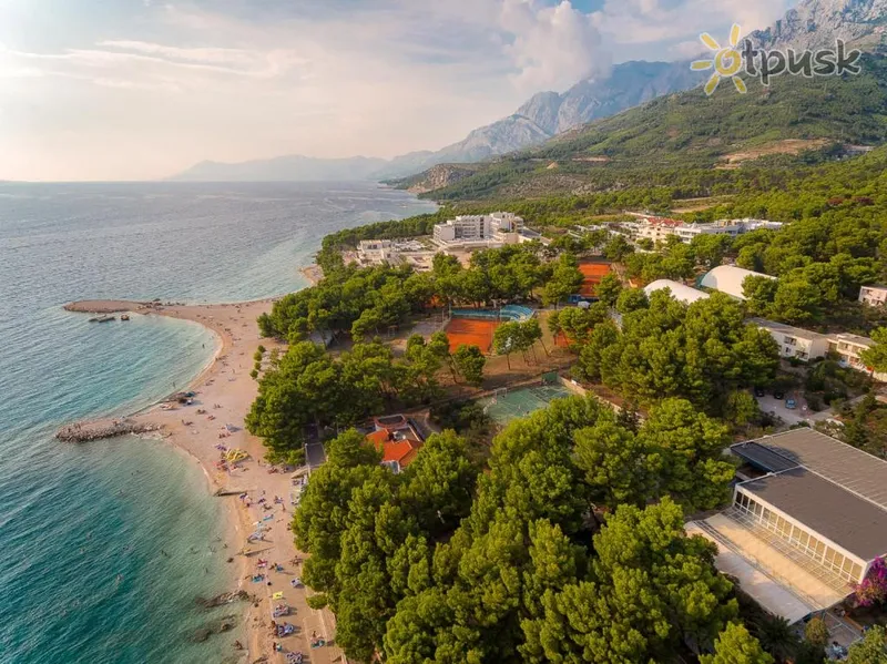 Фото отеля Makarska Sunny Resort 3* Макарска Хорватия экстерьер и бассейны