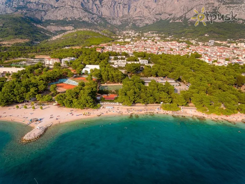 Фото отеля Makarska Sunny Resort 3* Makarska Kroatija išorė ir baseinai