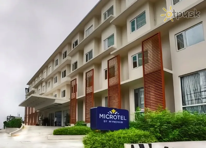 Фото отеля Microtel by Wyndham Acropolis 3* apie. Luzonas – Manila Filipinai išorė ir baseinai
