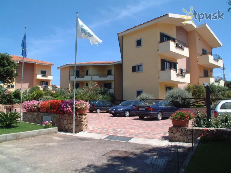 Фото отеля I Mirti Bianchi Residence 3* apie. Sardinija Italija išorė ir baseinai