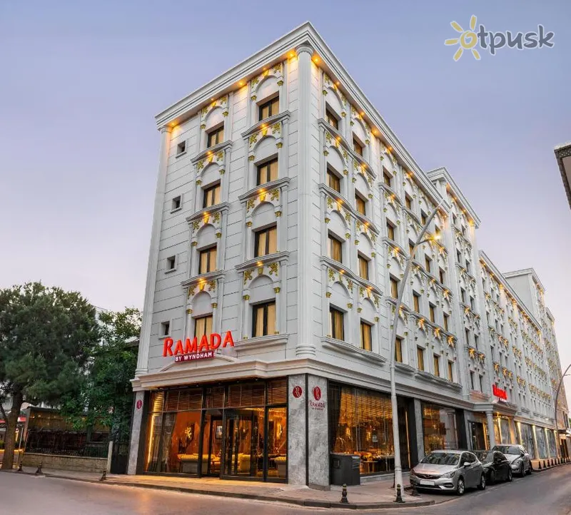 Фото отеля Ramada by Wyndham Istanbul Umraniye 4* Stambulas Turkija išorė ir baseinai