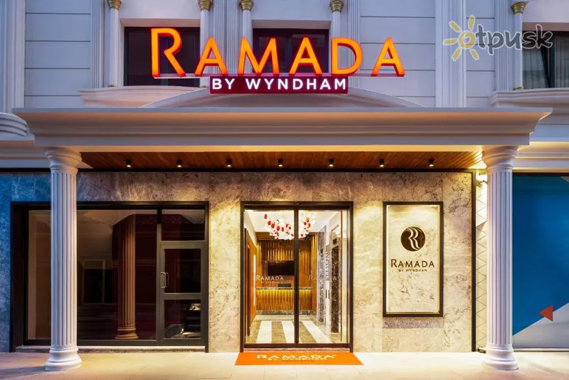 Фото отеля Ramada by Wyndham Istanbul Umraniye 4* Стамбул Турция экстерьер и бассейны