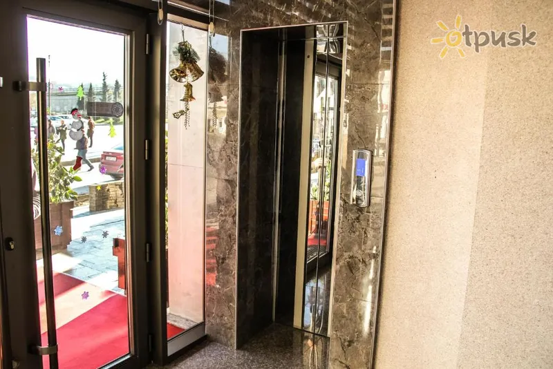 Фото отеля Kristal Inn Hotel 4* Baku Azerbaidžāna ārpuse un baseini