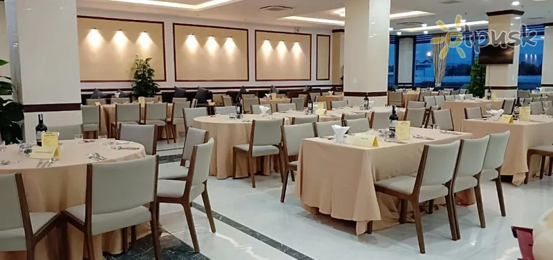 Фото отеля Navy Hotel Cam Ranh 4* Nha Trang Vjetnama bāri un restorāni