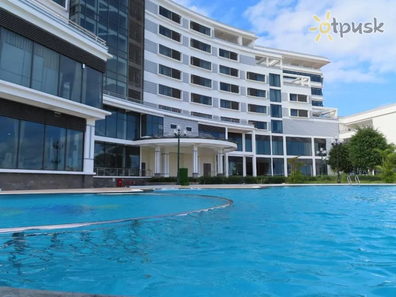 Фото отеля Navy Hotel Cam Ranh 4* Nha Trang Vietnamas išorė ir baseinai