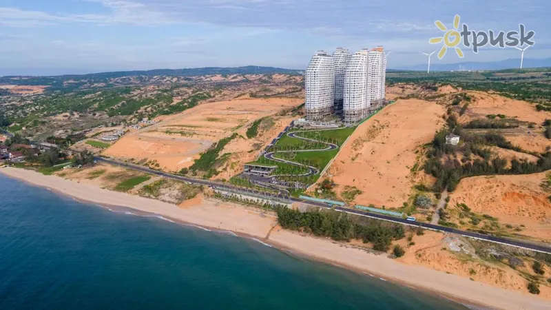 Фото отеля Mandala Cham Bay Mui Ne 5* Фантьет Вьетнам экстерьер и бассейны