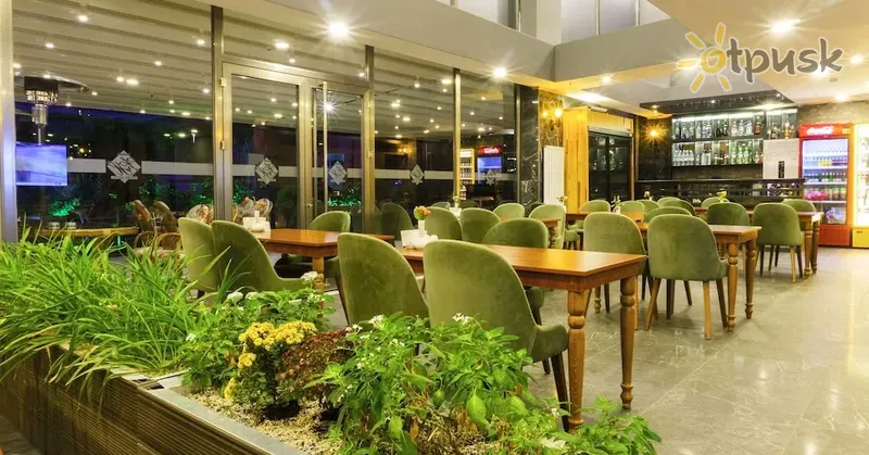 Фото отеля Zeynel Boutique Hotel 3* Antalija Turkija barai ir restoranai