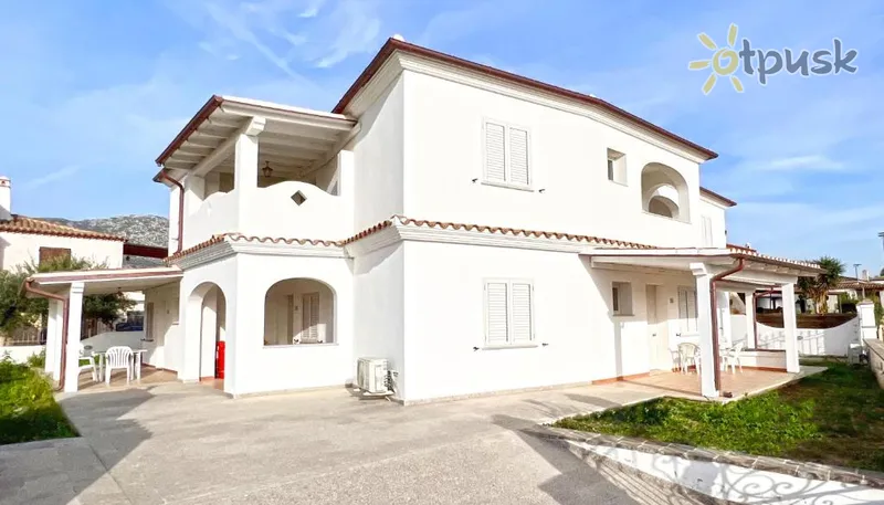 Фото отеля Le Residenze del Maria Rosaria 3* о. Сардиния Италия экстерьер и бассейны