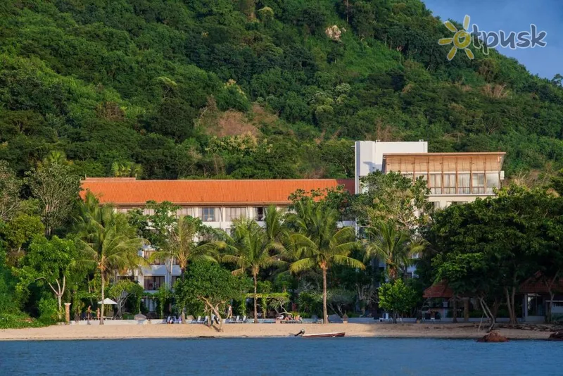 Фото отеля Bintang Flores Hotel 4* о. Сумба Индонезия экстерьер и бассейны