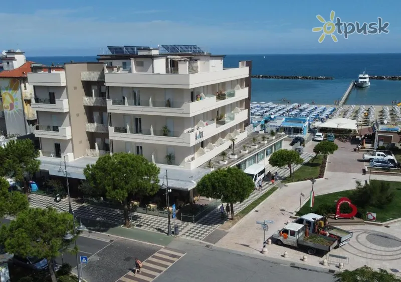 Фото отеля Amare Beach Hotel 3* Rimini Itālija 