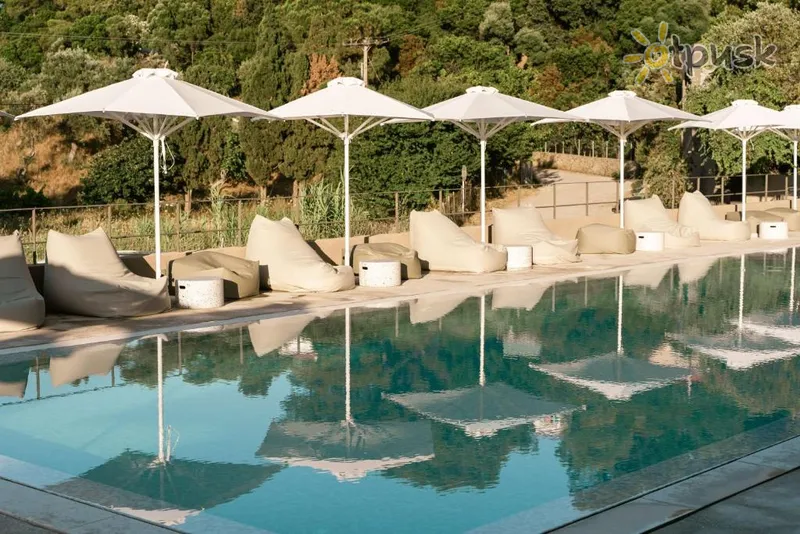 Фото отеля Radisson Resort Plaza Skiathos 3* о. Скиатос Греция экстерьер и бассейны