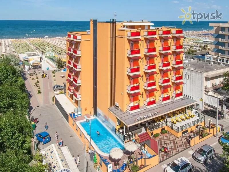 Фото отеля Ariane Hotel 3* Rimini Itālija ārpuse un baseini