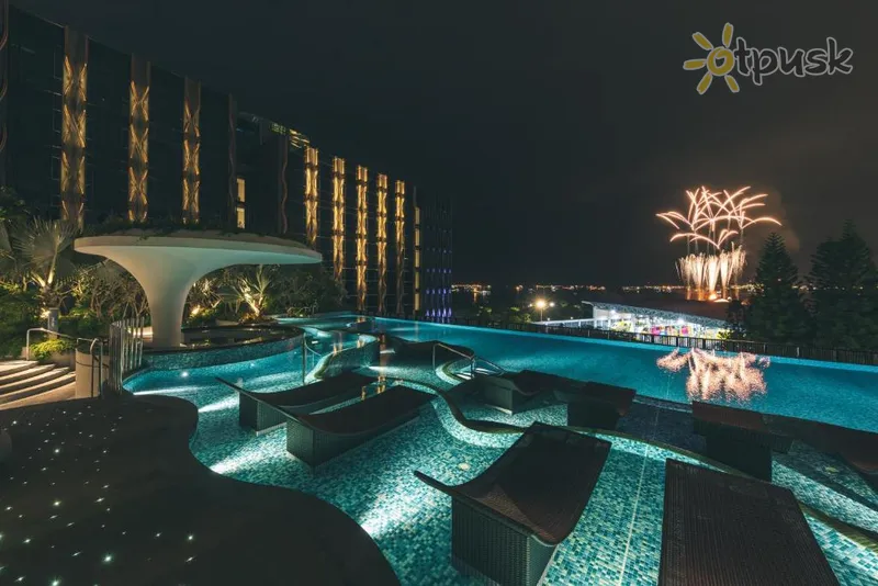 Фото отеля Village Hotel Sentosa by Far East Hospitality 4* Сингапур Сингапур экстерьер и бассейны