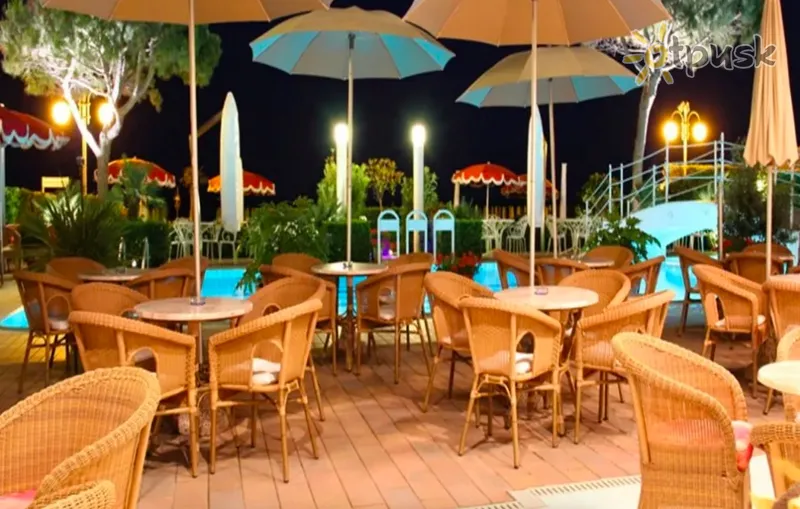 Фото отеля Serenella Hotel 3* Lido di Jesolo Italija barai ir restoranai