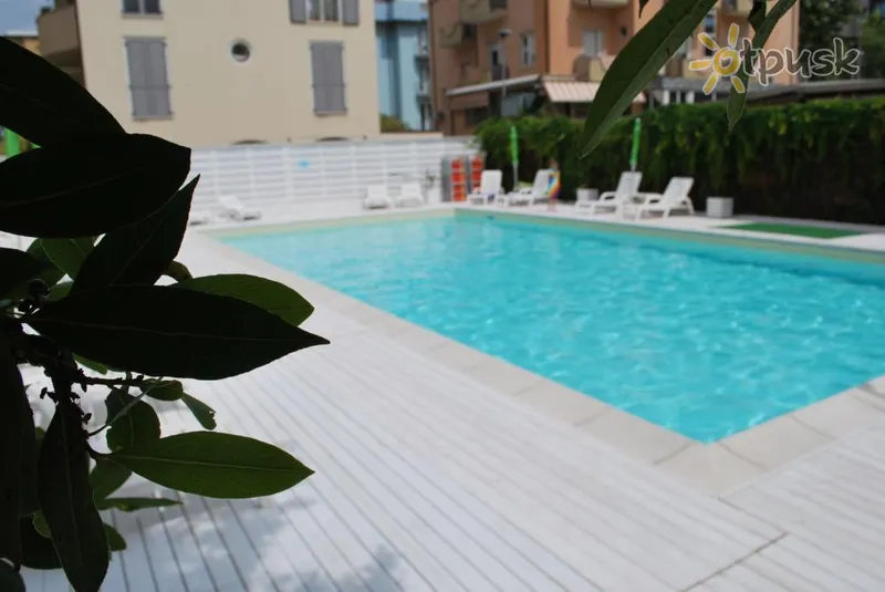 Фото отеля Villa Del Parco Hotel 3* Rimini Itālija 