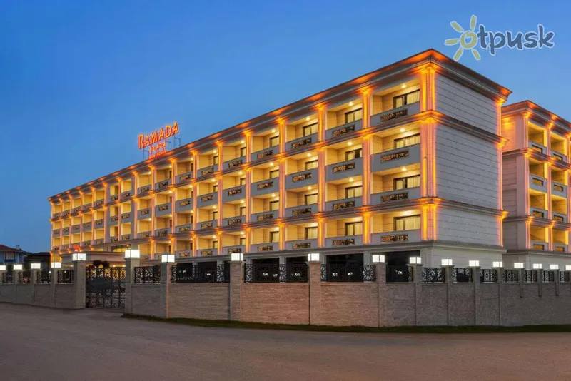 Фото отеля Ramada Plaza by Wyndham Silivri 4* Stambulas Turkija išorė ir baseinai