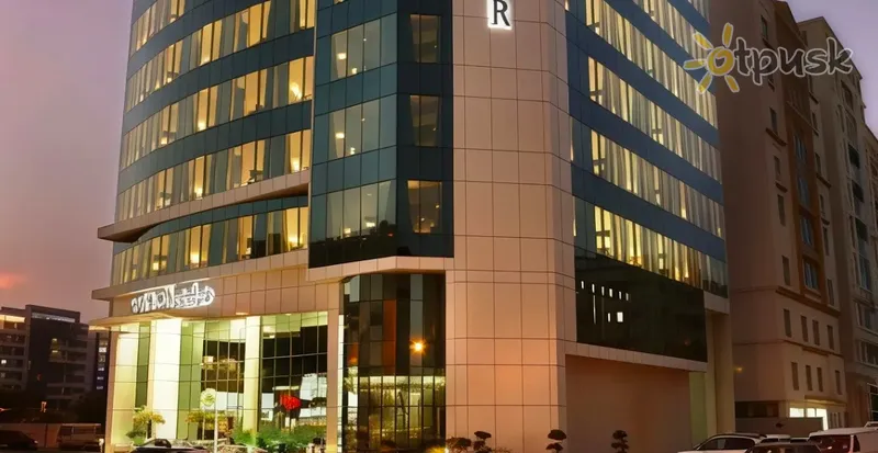 Фото отеля Safir Hotel Doha 4* Доха Катар экстерьер и бассейны