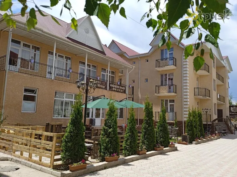 Фото отеля Brand house 3* Issyk-Kul Kirgizstāna 