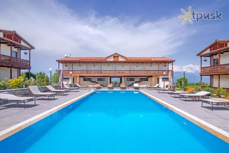 Фото отеля Chateau Mosmieri Hotel & Winery 3* Telavi Gruzija 