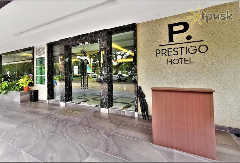 Фото отеля Prestigo Hotel 3* Джохор Малайзия экстерьер и бассейны