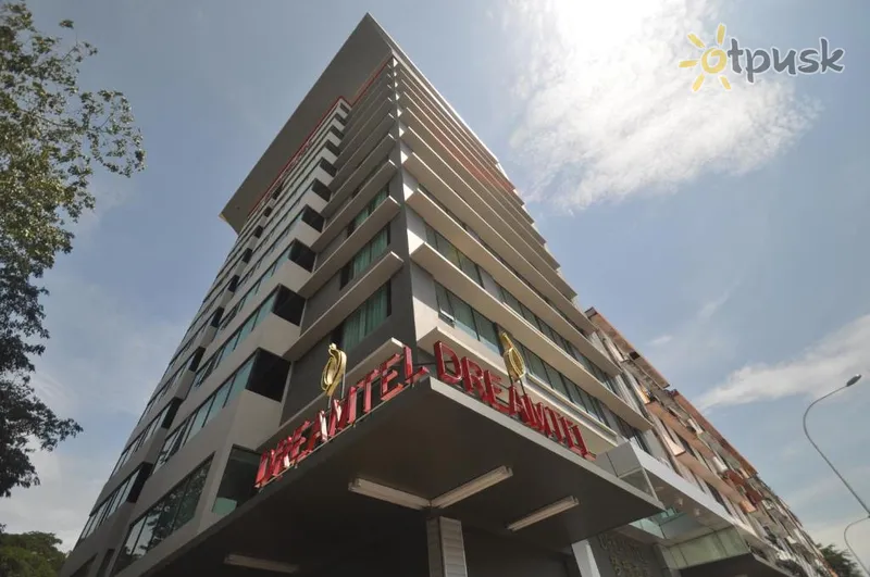 Фото отеля Dreamtel Kota Kinabalu 3* Kota Kinabalu Malaizija išorė ir baseinai