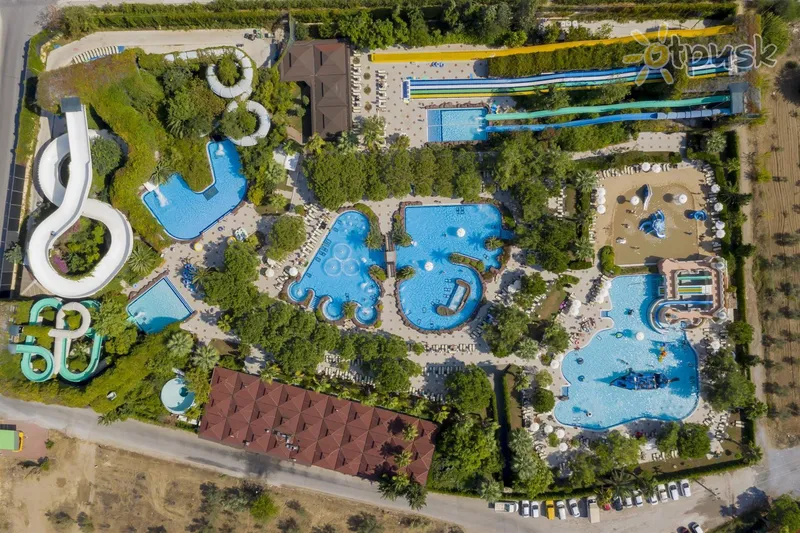 Фото отеля Ali Bey Club & Park HV1 Сиде Турция экстерьер и бассейны