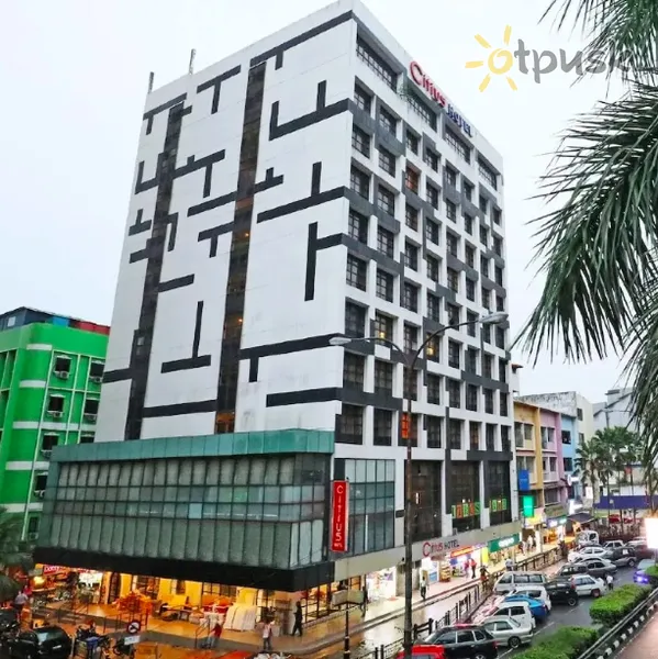 Фото отеля Citrus Hotel Johor Bahru by Compass Hospitality 4* Джохор Малайзия экстерьер и бассейны