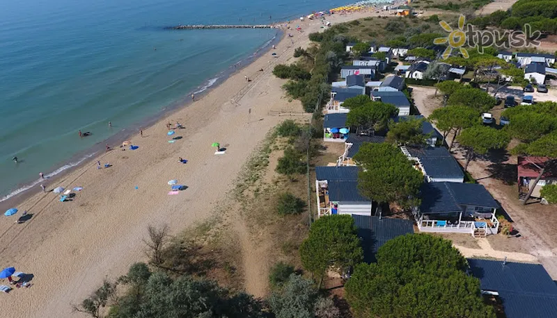 Фото отеля Jesolo Mare Family Village 3* Лидо Ди Езоло Италия пляж